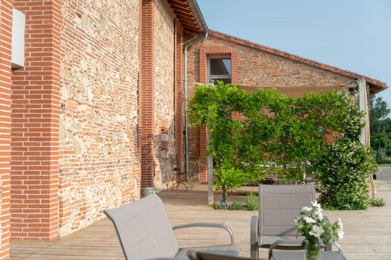 Hotel Escons Domaine De Charme Saint-Sulpice-sur-Leze Exterior foto